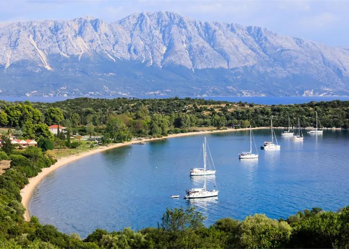 - Apollo Λευκάδα